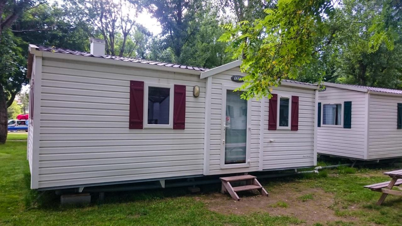 Camping Larribal مييو المظهر الخارجي الصورة